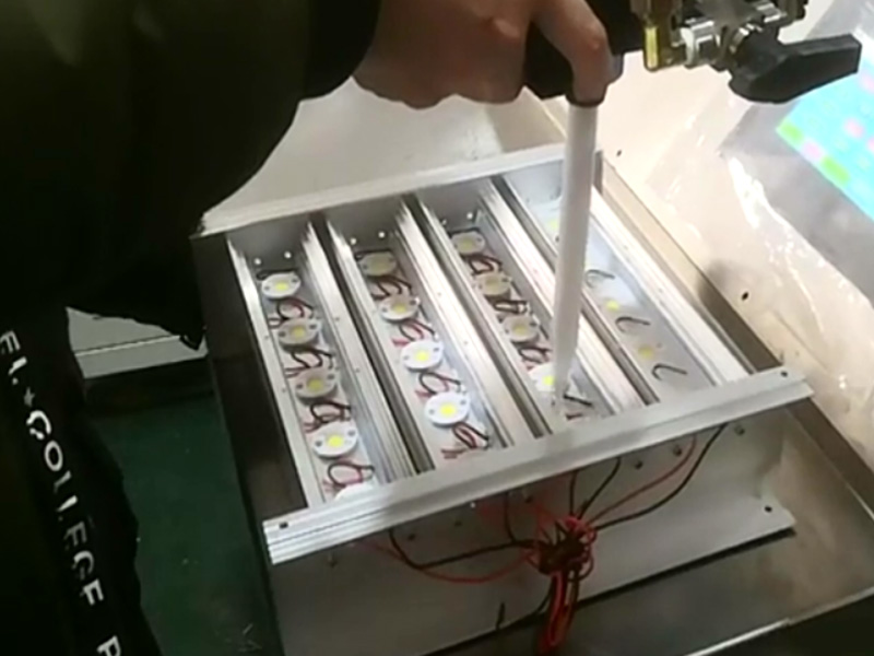 電源手持式半自動灌膠機視頻