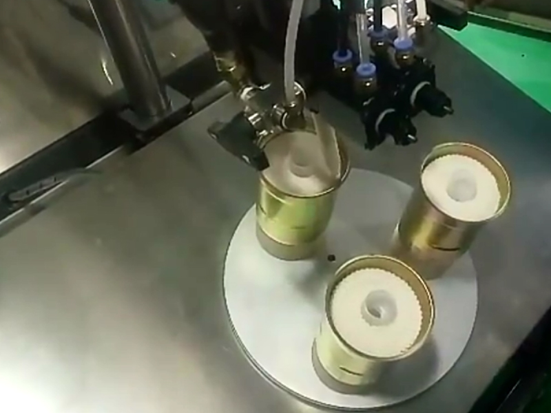 濾清器三工位轉(zhuǎn)盤打膠機(jī)視頻